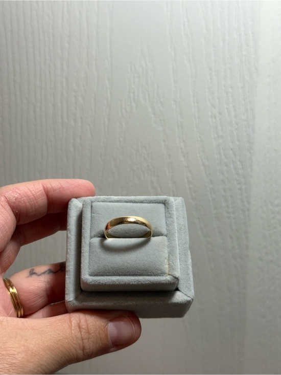 Kendra Scott Jewelry - Kendra Scott Polished 14k Gold Devin Band Ring - size 8